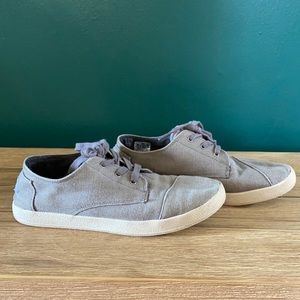 TOMS sneaker